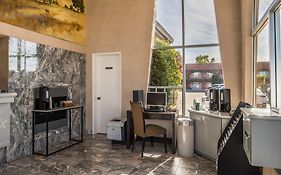 Laurel Inn & Conference Center