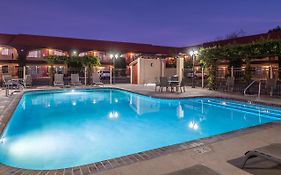 Laurel Inn & Conference Center